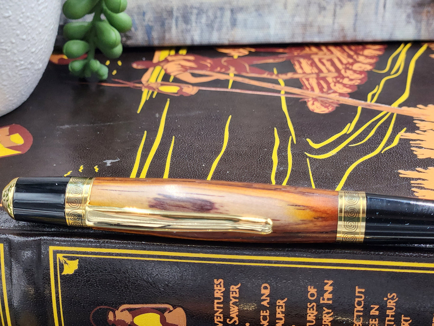 Cocobolo Gatsby Gold Twist Pen