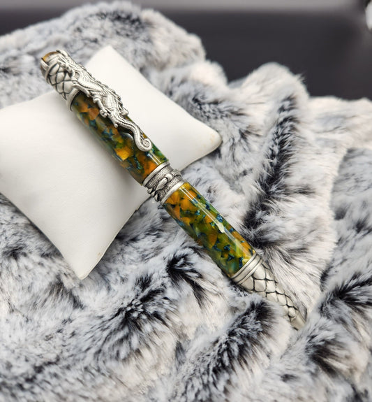 Green and Gold Crush Dragon Scale Pen