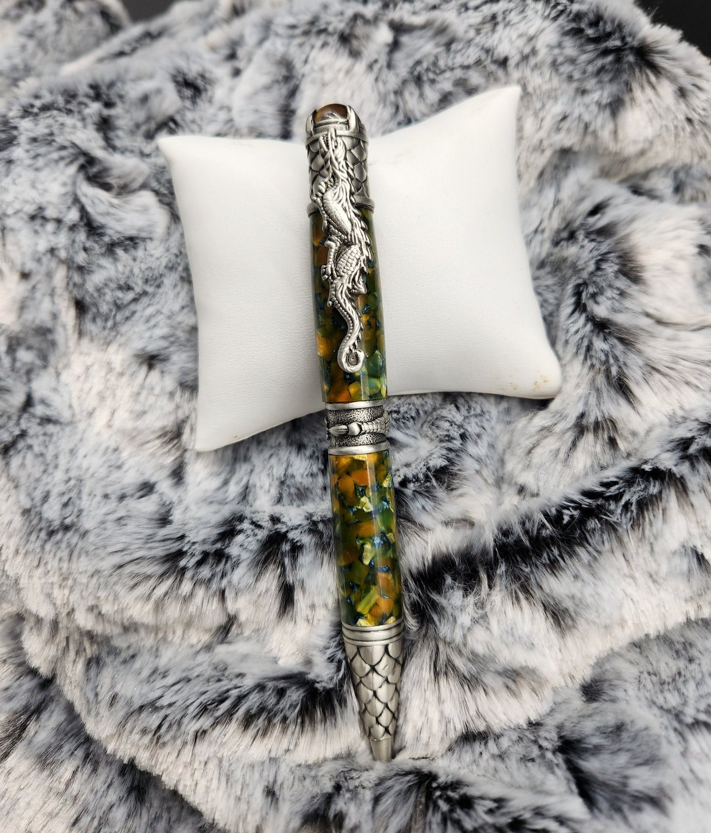 Green and Gold Crush Dragon Scale Pen